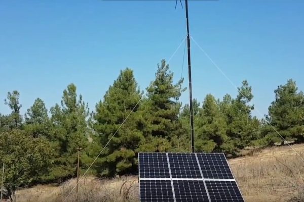 ciftlik icin 1 5 kw gunes paneli ve istabreeze 2000 watt ruzgar turbini kurulumu