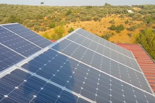 ev icin 2 5 kw gunes enerjisi ve istabreeze 2000 watt ruzgar turbini elektrik uretim