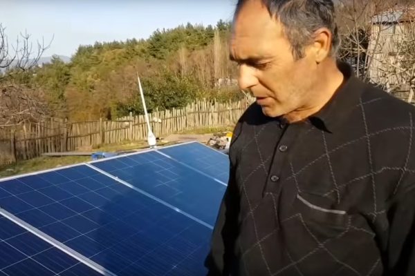 ev icin gunes paneli ve ruzgar turbini nasil kurulur ve bedava enerji