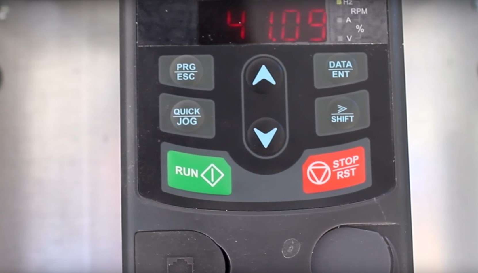 gunes enerjisi ile 2 hp dalgic pompa calistirma ve solar pompa kurulumu