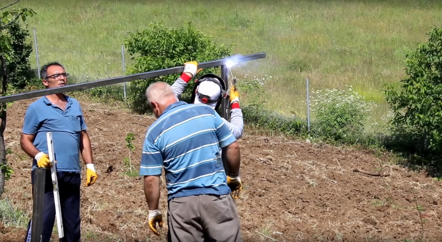 gunes enerjisi ile 3 hp solar pompa kurulumu ve tarla sulama