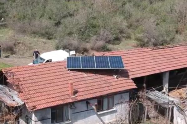 koy evi icin 1 kw gunes paneli elektrik uretimi sistemi