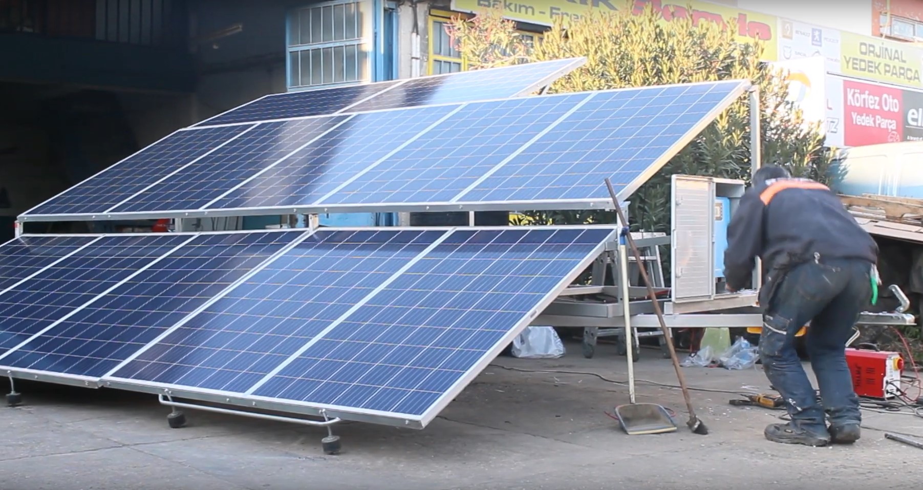 romork ile seyyar gunes enerjisi paneli ve bedava elektrik